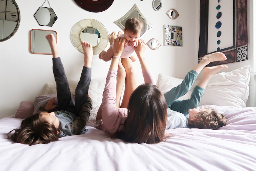 Dormire bene, anche se hai figli: 5 consigli per le mamme