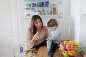 bambini e alimentazione: il ruolo del genitore